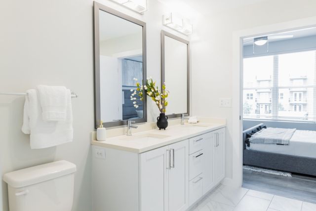 When you live in an apartment at High Street, every detail is accounted for in your sophisticated, spa-inspired bathroom space.